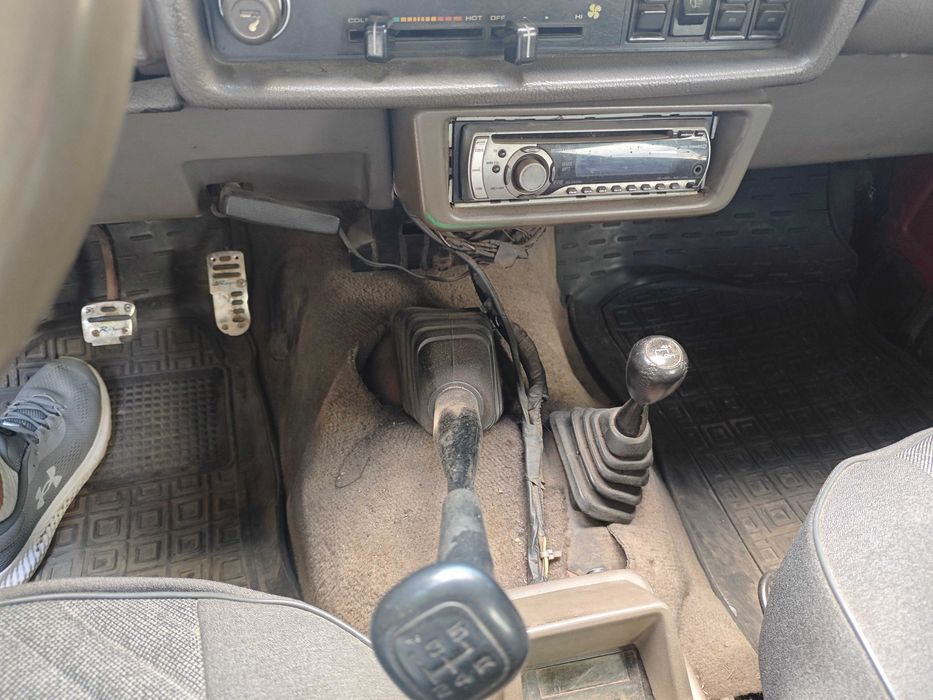 Продам авто Isuzu trooper