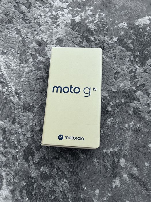 Продам новий телефон motorola g15 8/512
