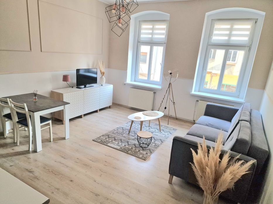 Klimatyczny, duży apartament, 1 piętro, 3 pok. 77 m²  Tarninów - Widok 5