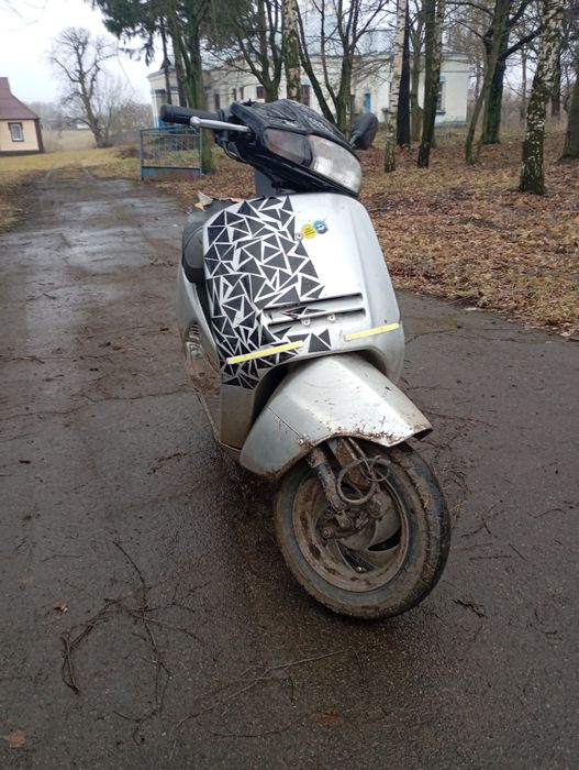 продам Скутер Хонда лід 90 на розбор або цілком