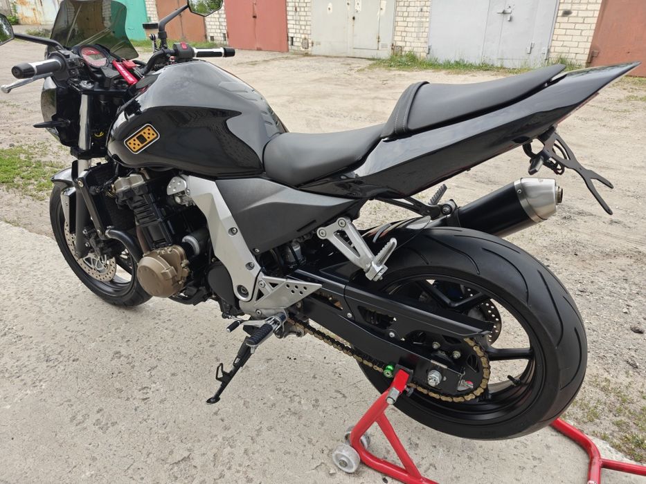 Kawasaki Z750 - 2006 black edition