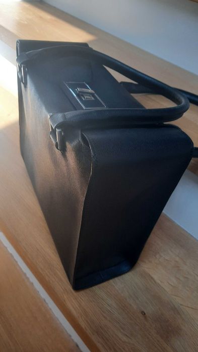 SIMPLE - duża, czarna torebka skórzana damska