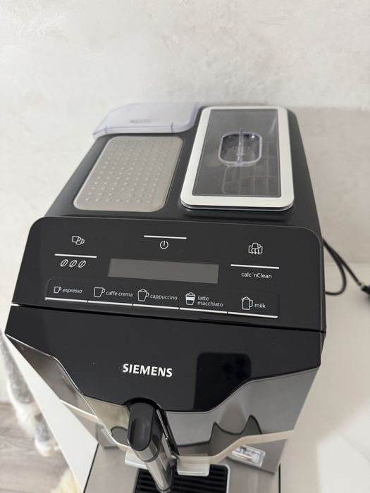 Кавомашина SIEMENS TI305206RW