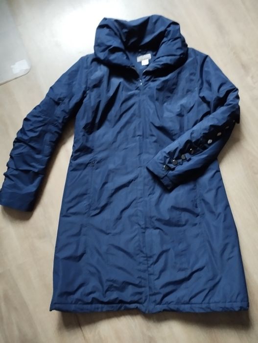 Ciepły jesienny płaszczyk