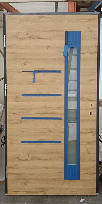 Drzwi zewnętrzne+ pochwyt