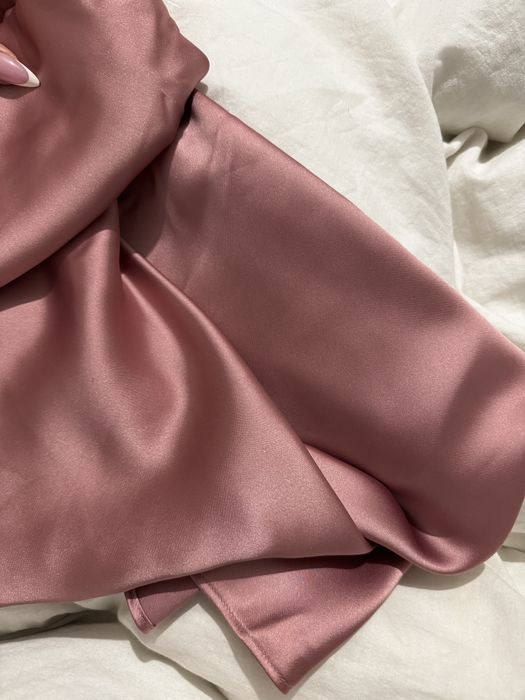 Сатинова спідниця ZARA.