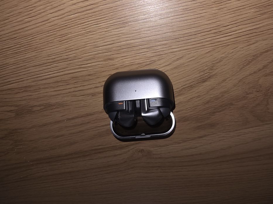 Sprzedam słuchawki samsung pro buds3