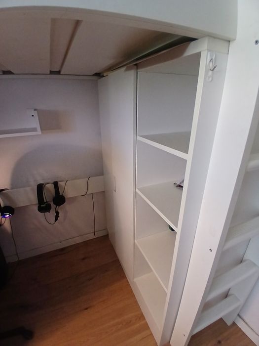 Łóżko piętrowe IKEA SMÅSTAD z biurkiem
