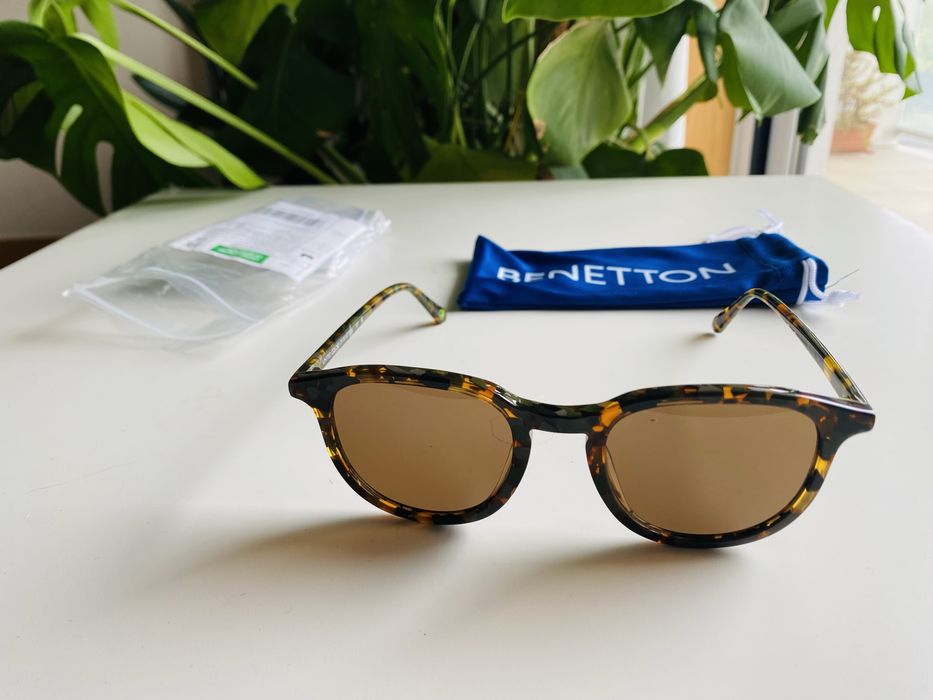 Óculos de Sol Novos Benetton