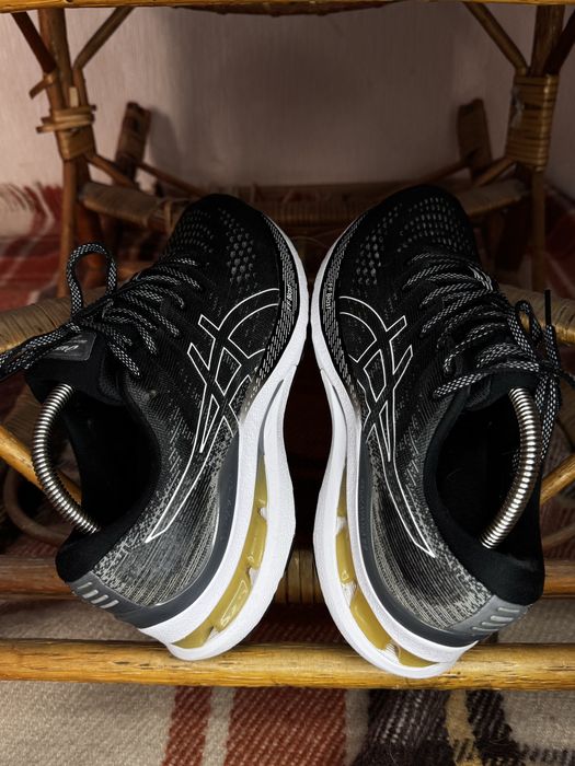Чоловічі кросівки асікс каяно asics gel kayano 28