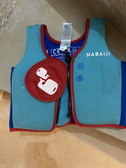 Colete criança para boiar ou nadar