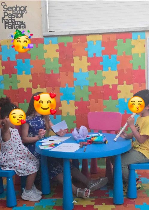 ama e baby-sitter...muito amor e carinho em um ambiente bem familiar.