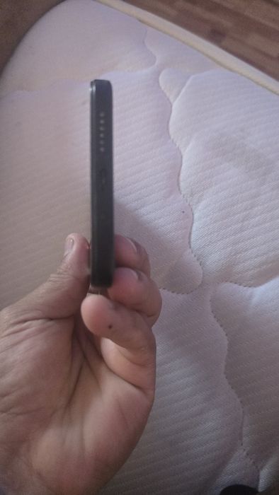 Só estou vendendo esse telemóvel porque não faz sentido ficar com 2
