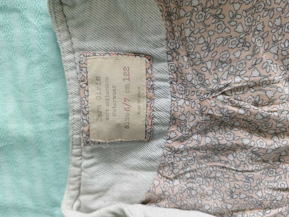 Zara 122 cm elegancka, stylowa kurteczka, miękki materiał, dość ciepła