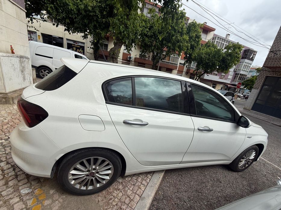 Vendo Fiat Tipo 1.3 Gasóleo 2022
