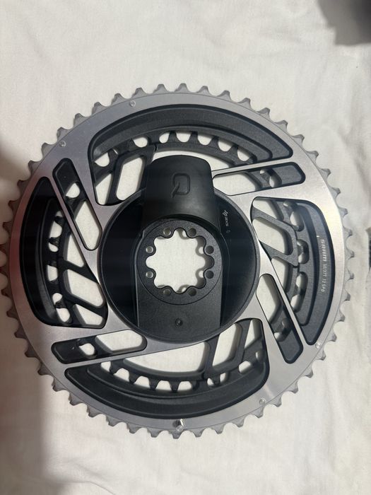 Pratos 50/37 SRAM RED e TAP AXS com potenciometro integrado