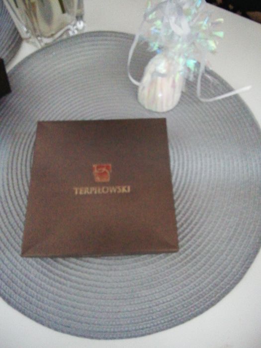 Biżuteria łańcuszka i bransoletki.  terpiłowskich