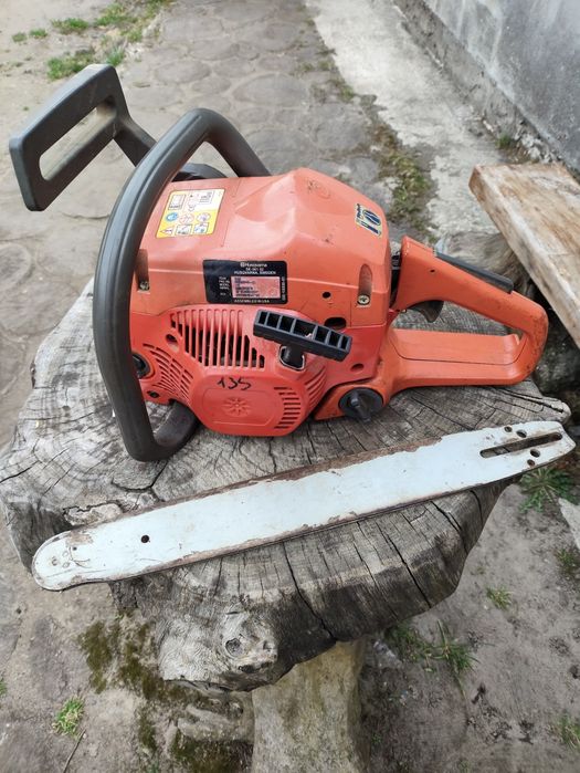 Бензопила на запчастини чи пид ремонт,  не заводиться