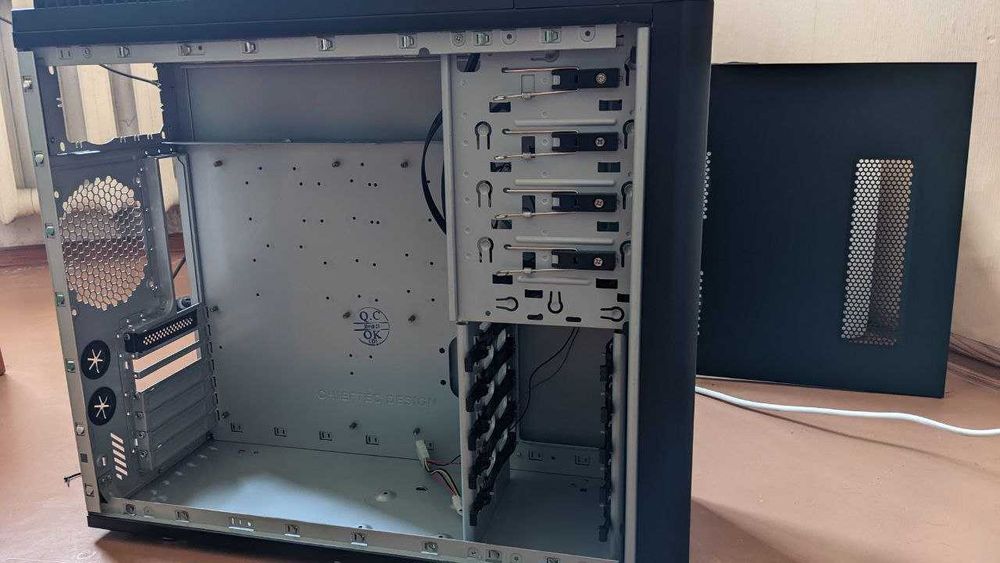 Корпус Chieftec ATX