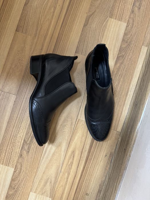 Шкіряні туфлі 36.5-37 р Італія