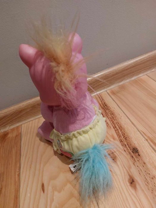 Konik my lite pony  z wyposażeniem