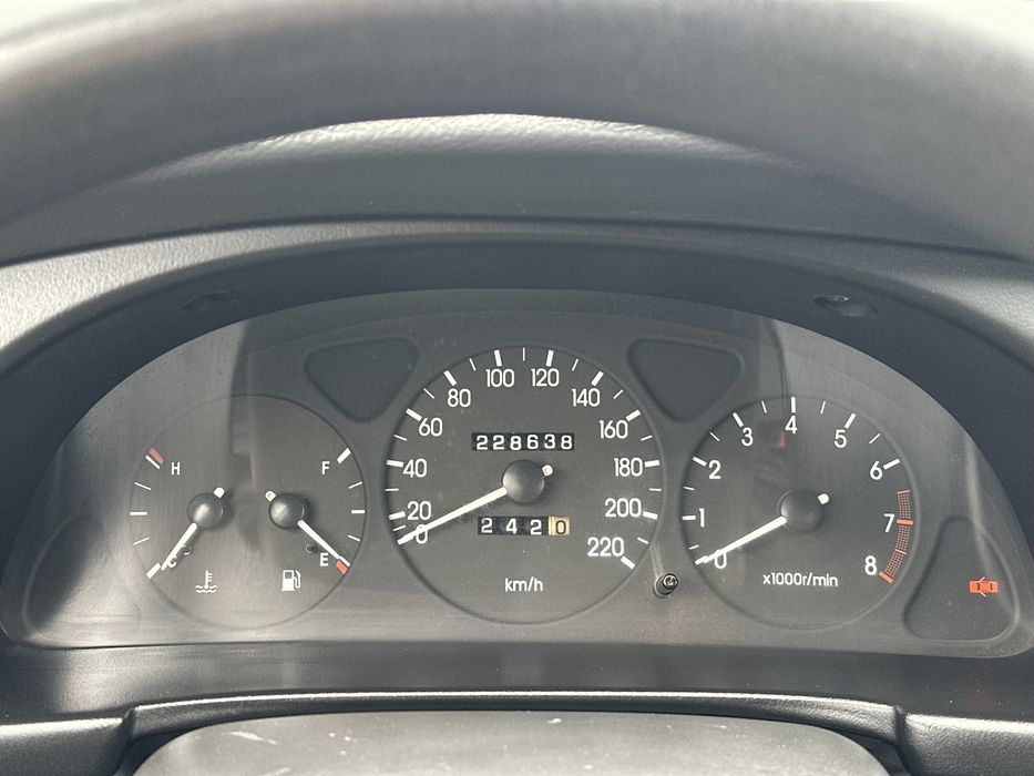 Daewoo Lanos 1.5 SE (газ/бенз)