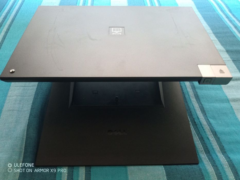 Base Dell para computador ou DJ