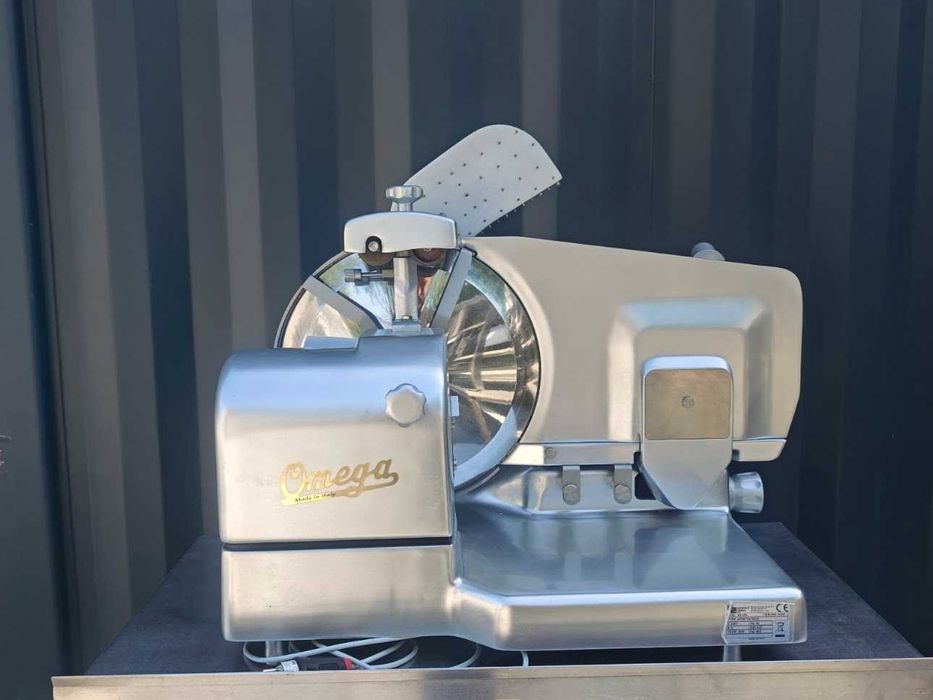 Krajalnica  Omega VS 370 do wędlin sera mięsa Made in Italy