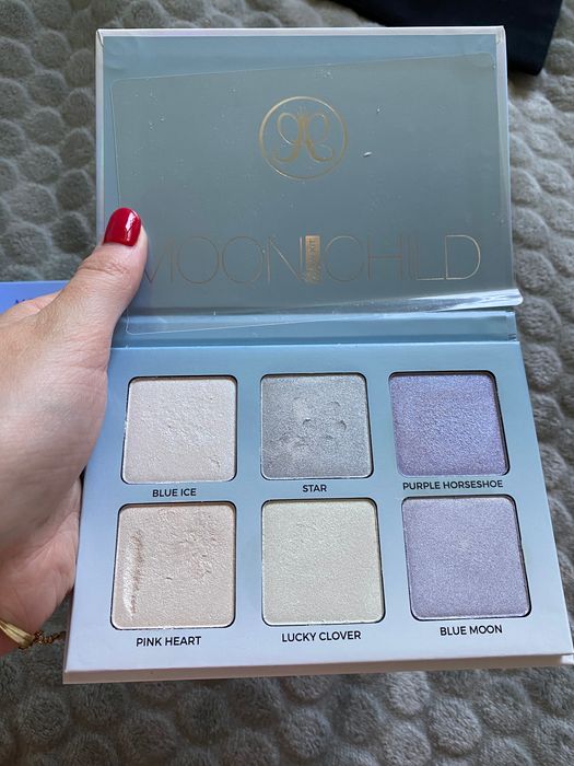 Paleta rozświetlaczy moon child Anastasia Beverly Hills