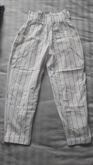 Набір штанів mom: джинси C&A (36), джинси Primark (34), штани Bershka