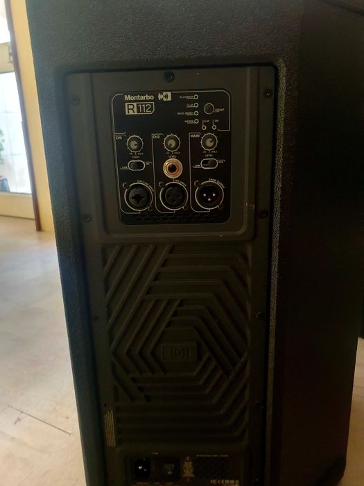 PA 2 COLUNAS MONTARBO Colunas R112 ativa 2400W 12 '131 db