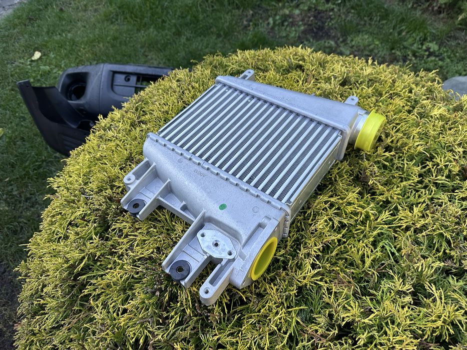 Інтеркулер Nissan Patrol Y61, Terrano 2 3.0 дизель. ZD30