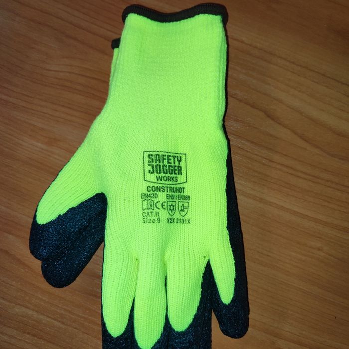 Jogger. Rękawice zimowe.