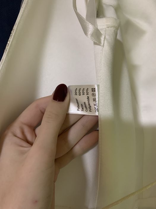 Нова весільна сукня