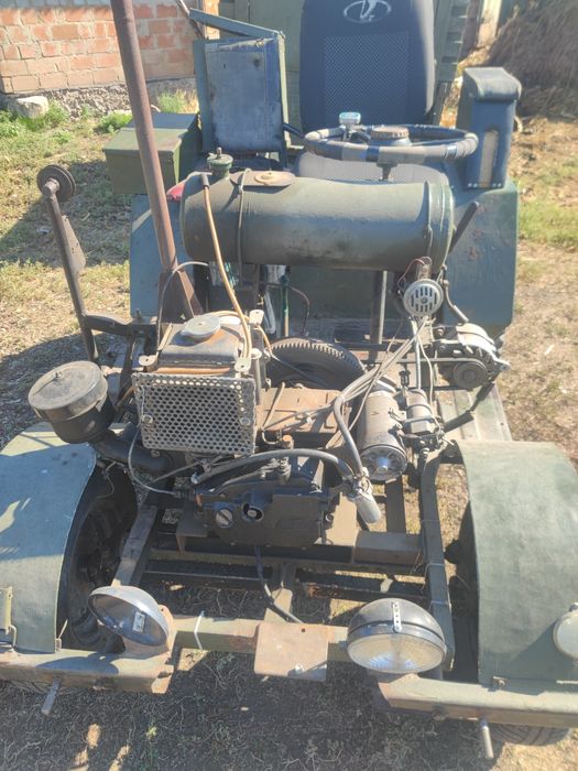 Мини трактор самодельний 10лс.