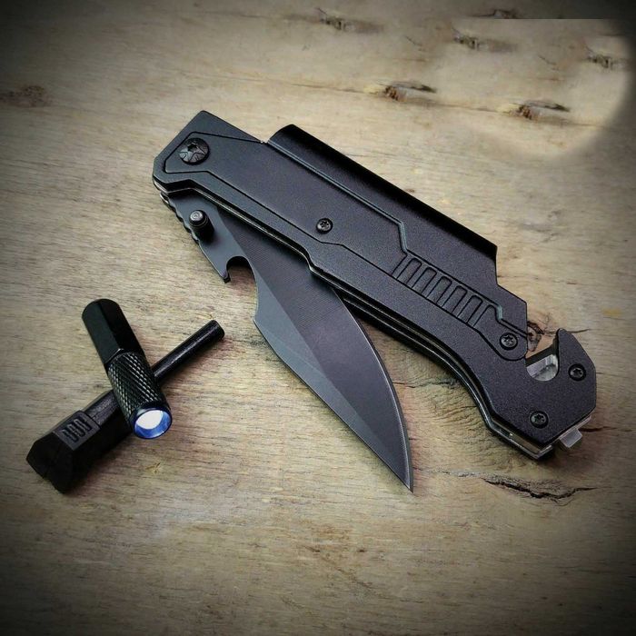 NÓŻ scyzoryk RATOWNICZY Ratunkowy 6w1 krzesiwo latarka EDC Rescue KN61