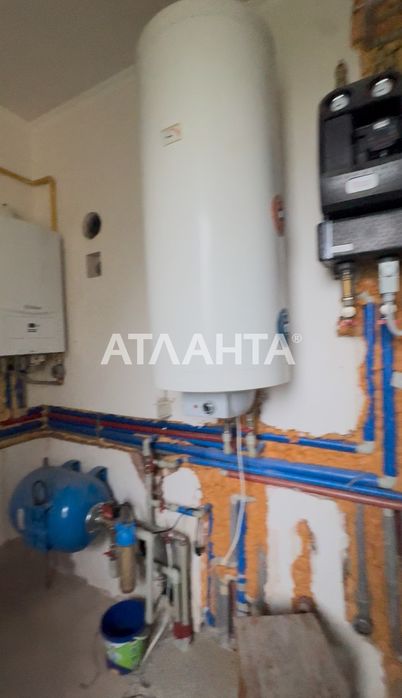 Продаж або обмін на 2-3 кімнатну квартиру