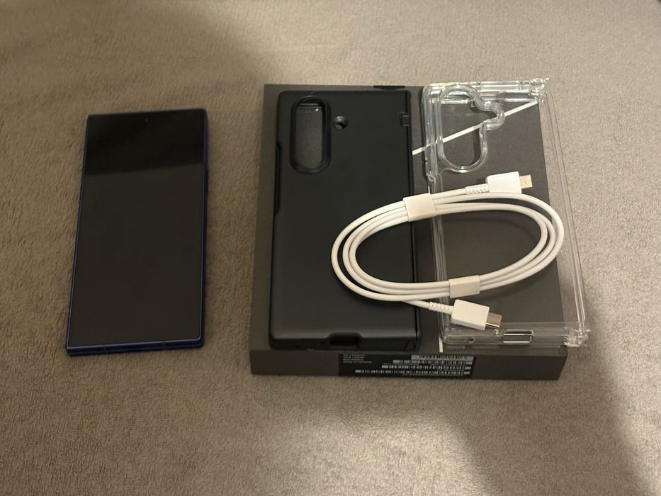 Samsung Galaxy Z Fold 7 granatowy 12/256 + mega gratisy, polecam