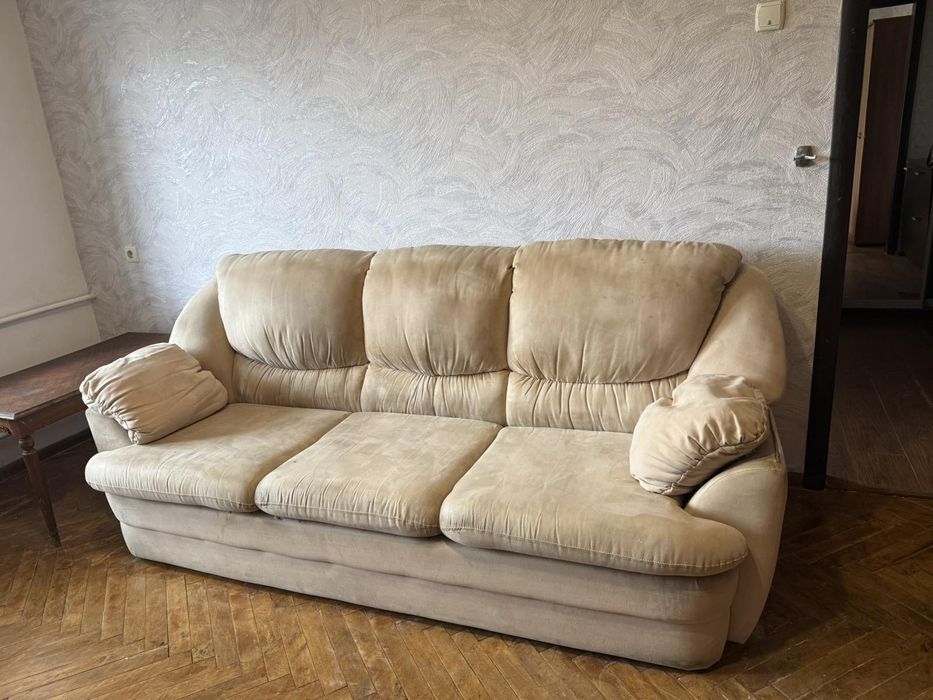 Диван безкоштовно