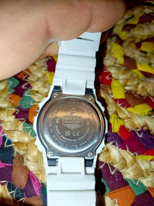 Casio G-SHOCK DW-5600SF-7ER Bluetooth - stan BDB!