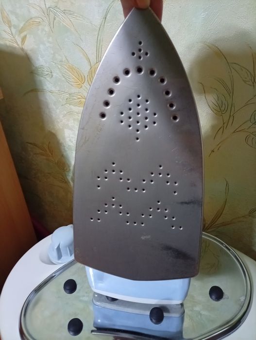 Парова станція, праска Siemens (утюг)