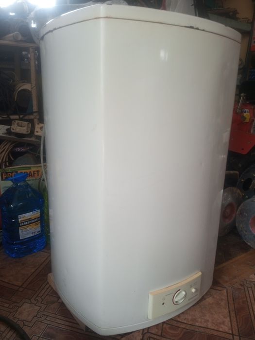 Бойлер Elektrolux