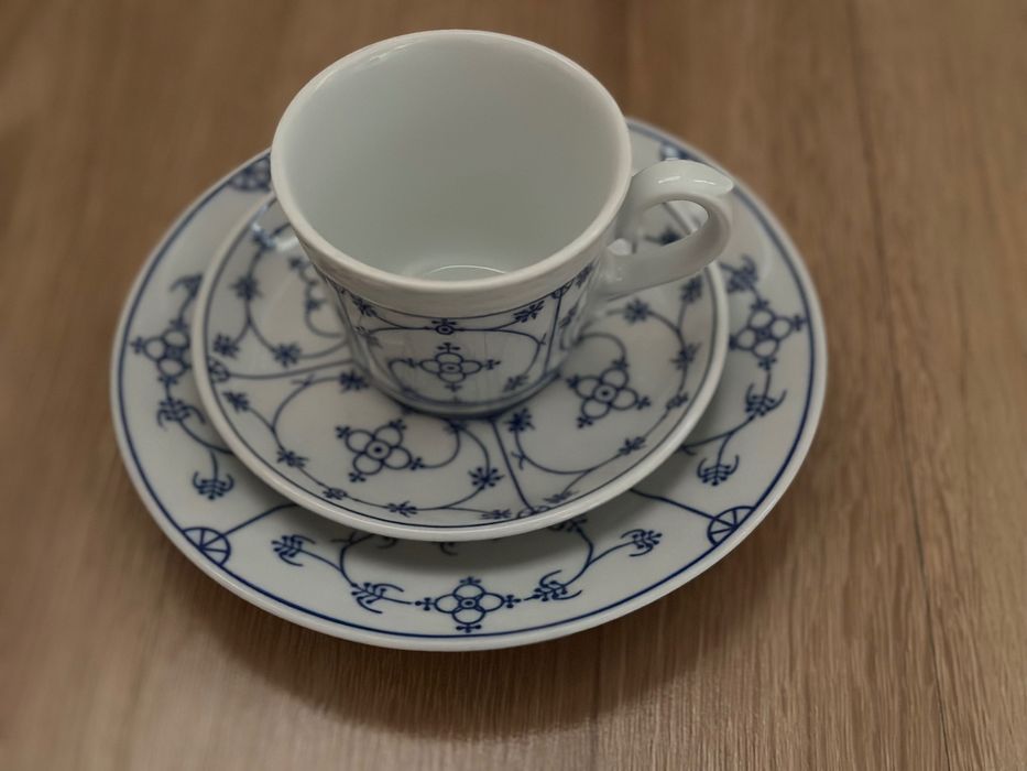 Zestaw 2 talerzyków + filiżanka  Vintage