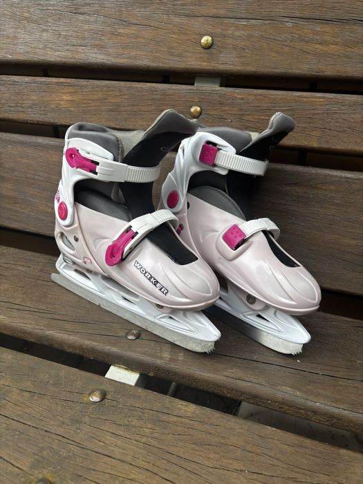 Łyżwy  rozmiar  37-40 różowe