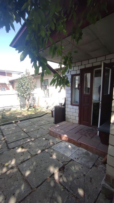Продам частину будинку (квартиру)в Калинівці 8808