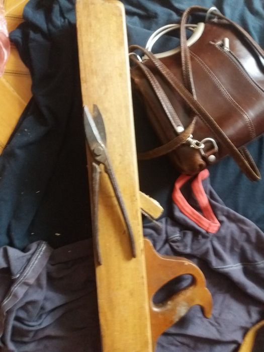 Великий 62 см+пару великих столярних пил.