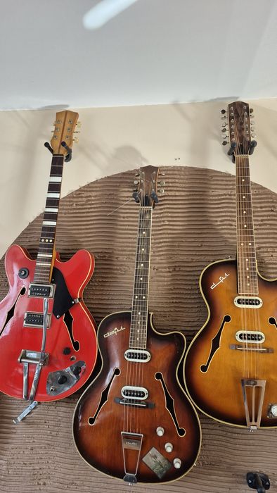 kolekcja 21 gitar i 5 basow Defil