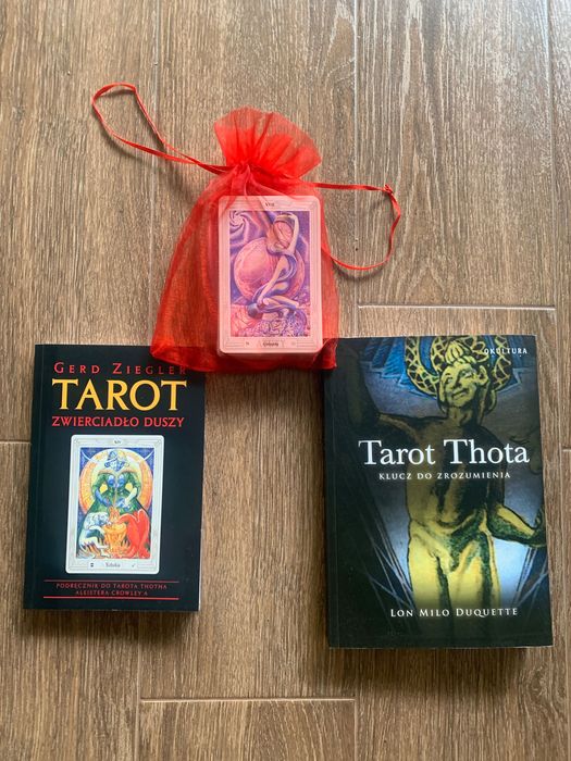 Talia kart Tarot Thota + dwa przewodniki