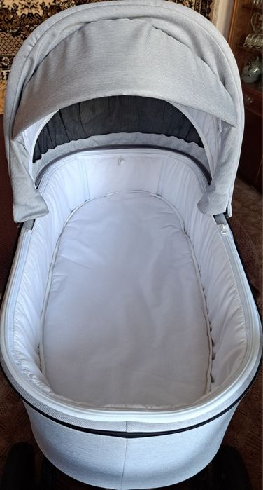 Детская  коляска 2 в 1 в идеале