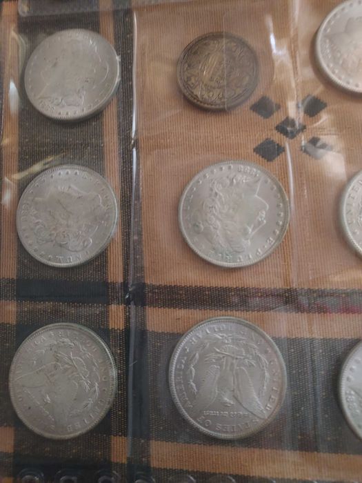 RÉPLICAS DA ÉPOCA.  USA 1888 dólares e ENGLAND libras.